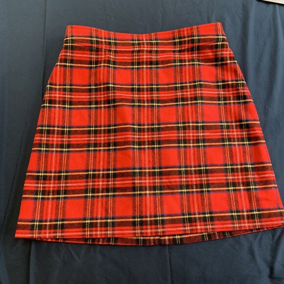 Plaid Wool Mini Skirt J. Crew Holiday Christmas Red Tartan Academia Preppy 10 - Picture 1 of 5